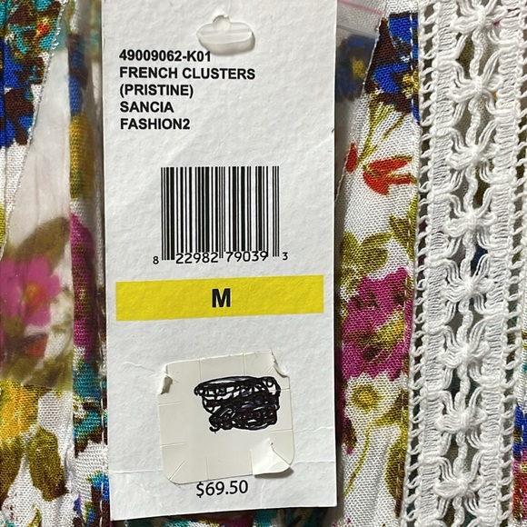 Jessica Simpson Women’s Floral Blouse. NWT. Size M. - Picture 7 of 12